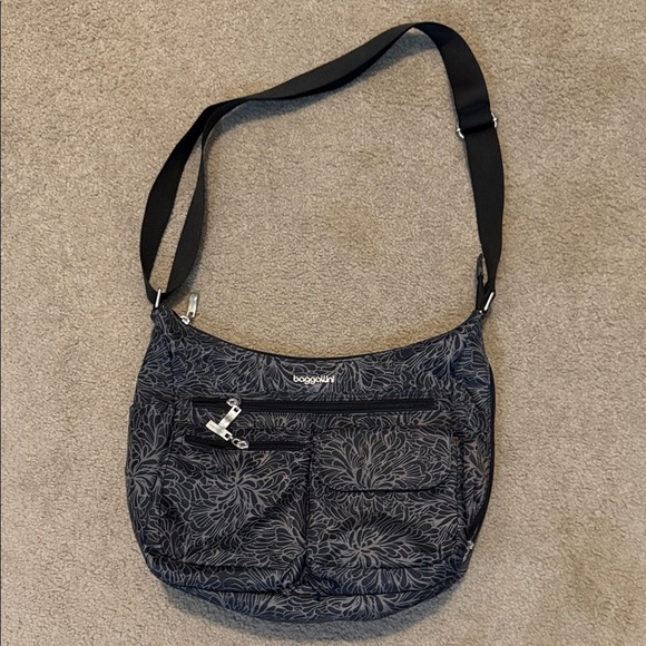 Baggallini Midnight Blossom Shoulder Bag - Picture 1 of 12